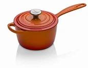 Shakery barmańskie - LE CREUSET Le Creuset Signature żeliwny garnek profitowy z odpornym na wysokie temperatury uchwytem, okrągły,  20 cm, 2,5 l, do wszystkich rodzajów kuchenek łącznie z kuchenkami indukcyjnymi, kolor czerwony - miniaturka - grafika 1