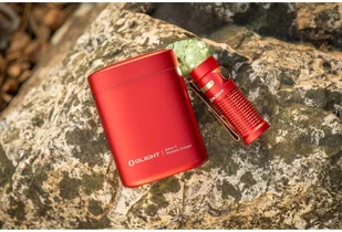 Olight Latarka akumulatorowa Baton 3 Premium Edition Red 1200 lumenów z bezprzewodowym etui ładującym - Latarki - miniaturka - grafika 19