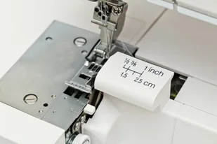 Minerva M5000CL - Maszyny do szycia - miniaturka - grafika 7