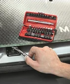 Klucze i nasadki - FACOM Zestaw 31 narzędzi z kompaktową grzechotką z uchwytem do końcówek 1/4'' R.PEJ31 - miniaturka - grafika 1