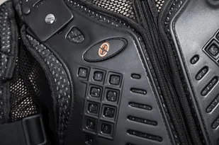 X-Factor Zbroja Total - Pozostała odzież narciarska X-Factor Zbroja Total - Pozostała odzież narciarska - miniaturka - grafika 4