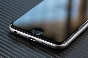 movear 2 szt. Szkło Hartowane 3D Apple iPhone 8 / 7 (4.7") na Cały Ekran GLASS mSHIELD 3D PRO czarne pyłoszczelne pełny klej A0I87G3P14ABK2 - Szkła hartowane na telefon - miniaturka - grafika 6