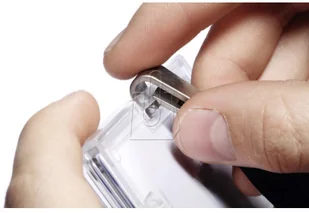 Durable Etui na 3 karty plastikowe z mechanizmem wysuwającym 10 szt. 8920-19 - Artykuły biurowe - miniaturka - grafika 2