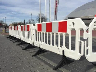 Bariera drogowa U-20 PVC REVIA - Wyposażenie miejsc publicznych - miniaturka - grafika 2