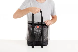 Lekue To Go Limited 1 L Czarny Lunch Box Dwukomorowy Plastikowy Ze Sztućcami I Torbą Termiczną - Lunch boxy - miniaturka - grafika 10