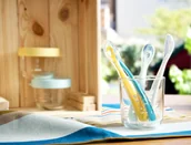 Zestawy naczyń dla dzieci - Beaba Zestaw łyżeczek silikonowych Rainbow 4 szt - miniaturka - grafika 1