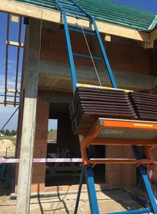 090 Ferindo Winda dekarska długość 14,2 m udźwig 400 kg szybkość posuwu 15 do 18 metrów na minutę) 09075966 75966-uniw - Inne urządzenia budowlane - miniaturka - grafika 7