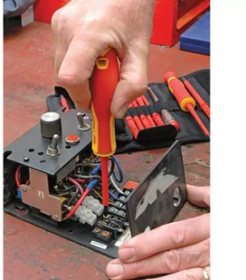 DRAPER Tools Zestaw wkrętaków izolowanych z testerem napięcia, 18 cz Tools (05776) - Pozostałe narzędzia ogrodowe - miniaturka - grafika 4