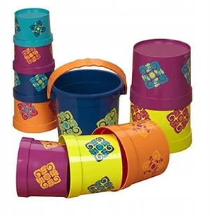 B.Toys Wiaderko zestaw 10 kubełków do piasku wieża - Zabawki do piasku - miniaturka - grafika 2