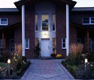 Albert Leuchten Słupek oświetleniowy 475 z czujnikiem ruchu - Lampy ogrodowe Albert Leuchten Słupek oświetleniowy 475 z czujnikiem ruchu - Lampy ogrodowe - miniaturka - grafika 3