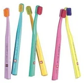 Szczoteczki do zębów dla dzieci - Curaprox 7600 Smart Ultra Soft Cello - szczoteczka dla dzieci po 5 rok i dorosłych - miniaturka - grafika 1