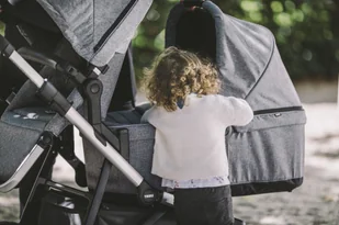 Thule Sleek - rama + siedzisko spacerowe - Grey Melange - Wózki dziecięce - miniaturka - grafika 2