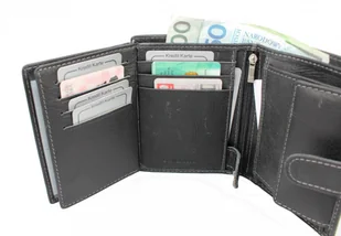 Wild Portfel Męski Skórzany Skóra Licowa Duży Pionowy Z Zapięciem 5502 - Portfele - miniaturka - grafika 5