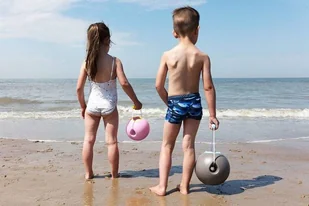 Quut Małe wiaderko wielofunkcyjne Mini Ballo Sweet Pink + Yellow Stone - Zabawki do piasku - miniaturka - grafika 6