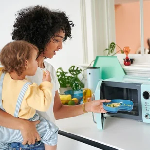 Mepal Talerzyk do karmienia Mio Mepal - deep turquoise 108002012400 - Miseczki i talerzyki dla dzieci - miniaturka - grafika 4