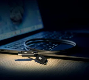 OWC OWC KABEL THUNDERBOLT 4 USB4 USB-C 40GB/S 100W 2M OWCCBLTB4C2.0M OWCCBLTB4C2.0M - Kable USB - miniaturka - grafika 4