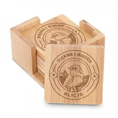 Pozostałe akcesoria barmańskie - Murrano Podkładki bambusowe pod piwo kawę zestaw x6 grawer piękna i mądra dla PDK-BMB-007 - miniaturka - grafika 1