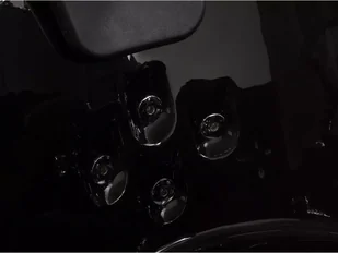 Beliani Wanna czarna narożna z oświetleniem LED i hydromasażem MARTINICA - Wanny - miniaturka - grafika 3