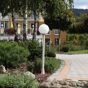 Albert Leuchten Słupek oświetleniowy KRISTALLKUGEL białe - Lampy ogrodowe - miniaturka - grafika 3