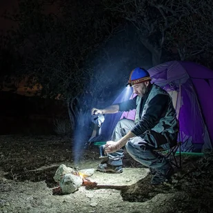 Fenix Fenix HM60R - LED Czołówka akumulatorowa 4xLED/2xCR123A IP68 - Żarówki LED Fenix Fenix HM60R - LED Czołówka akumulatorowa 4xLED/2xCR123A IP68 - Żarówki LED - miniaturka - grafika 10