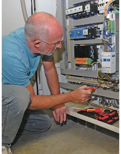 DRAPER Tools Zestaw wkrętaków izolowanych z testerem napięcia, 18 cz Tools (05776) - Pozostałe narzędzia ogrodowe - miniaturka - grafika 5