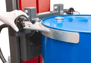 d 722 Dźwignik beczek uchwyt beczki 200-220l podwozie rozwarte wys podnoszenia 0-1320mm ATEX 72279798 72279798 - Wózki magazynowe - miniaturka - grafika 6