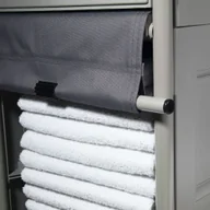 Wózki serwisowe - NUMATIC NKT 2 Kompaktowy wózek hotelowy z roletą NKT 2 - miniaturka - grafika 1