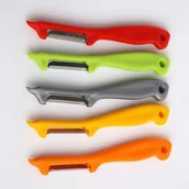 Obieraczki - ALTOM SKROBAK DO JARZYN PODŁUŻNY Z GŁADKIM OSTRZEM 5906737546390 - miniaturka - grafika 1