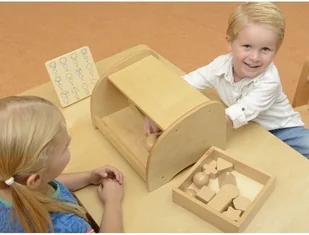 Masterkidz Zgaduj Dotykiem Odgadnij Kształty 12 Elementów Masterkidz ME05342 - Zabawki interaktywne dla dzieci - miniaturka - grafika 4