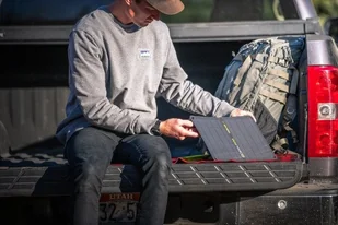 Goal Zero Nomad 10 - mobilny, elastyczny, składany i wodoodporny panel solarny. - Akcesoria do tabletów i e-booków - miniaturka - grafika 7