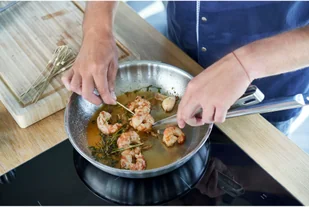 Zwilling Patelnia stalowa płytka Pro 24 cm 65128-240-0 - Patelnie - miniaturka - grafika 6