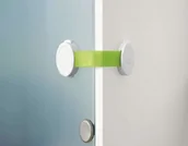 Zabezpieczenia dla dzieci - Chicco Zabezpieczenie 6 m+ Wielofunkyjne do mebli - miniaturka - grafika 1