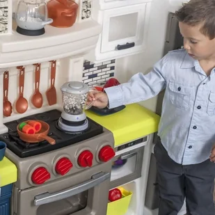 Step2 Stylowa kuchnia dla dzieci Elegant Edge z akcesoriami 8675KR - Zabawki AGD - miniaturka - grafika 3