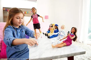 Mattel Kariera Lalka Piłkarka GFX23 GFX26 - Lalki dla dziewczynek - miniaturka - grafika 9