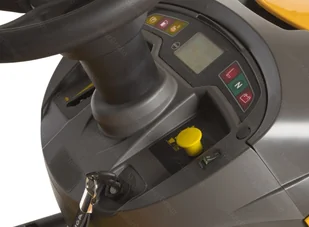 Stiga TORNADO 7108 W - Kosiarki traktorki - miniaturka - grafika 8