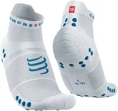 Skarpetki sportowe męskie - Compressport Skarpetki do biegania krótkie ProRacing Socks V4 biało-niebieskie - miniaturka - grafika 1