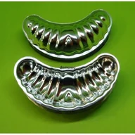 Formy do ciast - FOREMKI DO PIECZENIA ROGALIKI ŚREDNIE 20 szt - miniaturka - grafika 1