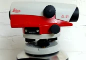 Sprzęt geodezyjny - Leica Geosystems NA 730 plus. Niwelator optyczny (Najdokładniejszy) - miniaturka - grafika 1