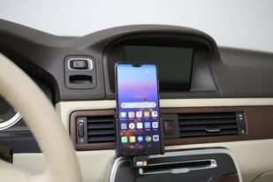 Brodit Uchwyt aktywny do Huawei P20 712058 - Uchwyty samochodowe do telefonów - miniaturka - grafika 27