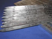 Akcesoria do lutowania - # różni dostawcy CYNA Sn30Pb70 LC30) laski cynowe trójkątne 1kg LC3 - miniaturka - grafika 1