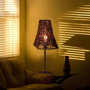 Näve Lampa stołowa Bella z kwadratowym kloszem/podstawą - Lampy stojące - miniaturka - grafika 2