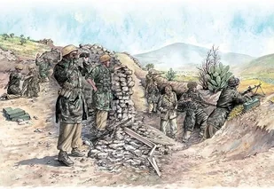 Italeri Niemieccy spadochroniarze, mundury tropikalne (II WŚ) 6134 - Modele do sklejania - miniaturka - grafika 6