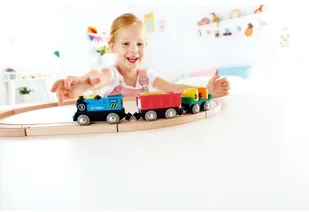 Edugro Hape Ciuchcia na baterie z wagonami towarowymi, E3720 E3720 - Pociągi dla dzieci - miniaturka - grafika 2