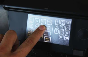 Wiper EcoROBOT Premium YARD 2000S PREMIUM ROBOT KOSZĄCY DO KOSZENIA KOSIARKA AUTOMATYCZNA DO TRAWY 20000m2 - OFICJALNY DYSTRYBUTOR - AUTORYZOWANY DEALER 50-6520-40 - Roboty koszące - miniaturka - grafika 11