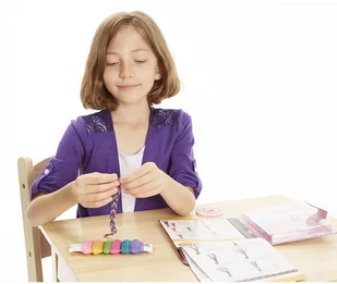 Melissa&Doug Sznurkowe Bransoletki Przyjaźni Melissa and Doug 19422 - Zabawki kreatywne - miniaturka - grafika 3