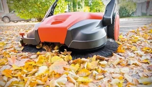 Haaga 697 ( OO-OTHHA697 ) - Zamiatarki - miniaturka - grafika 17