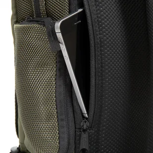 Eastpak Tecum M Plecak 47,5 cm przegroda na laptopa cnnct khaki EK91D-C06 - Torby na laptopy - miniaturka - grafika 9