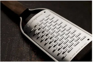 Microplane Master Ribbon 43302E - ponad 2000 punktów odbioru w całej Polsce! Szybka dostawa! Atrakcyjne raty! Dostawa w 2h - Warszawa Poznań 43302E / 0098399433028 - Siekacze tarki i szatkownice Microplane Master Ribbon 43302E - ponad 2000 punktów odbioru w całej Polsce! Szybka dostawa! Atrakcyjne raty! Dostawa w 2h - Warszawa Poznań 43302E / 0098399433028 - Siekacze tarki i szatkownice - miniaturka - grafika 3