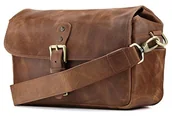 Akcesoria fotograficzne - MegaGear megagear torba na aparat  Posłaniec z prawdziwej skóry do-bezlusterkowych, natychmiast obrazu i lustrzanek, brązowy MG1332 - miniaturka - grafika 1