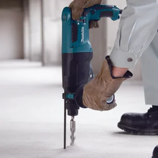 Makita młotowiertarka SDS+ do wiercenia i podkuwania, 800W, [HR2630] + szpic i dłuto płaskie HR2630 - Wiertarki - miniaturka - grafika 4